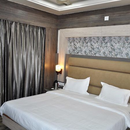 Hotel Continental Blue Bikaner Dış mekan fotoğraf